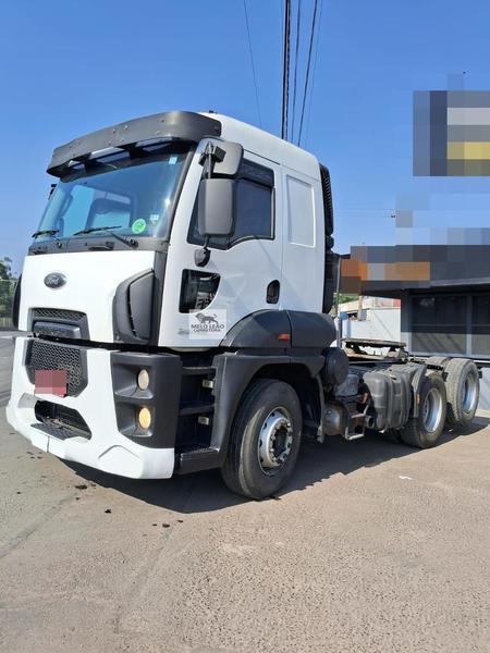 Cavalo Mecânico Ford Cargo 2842 2013 - foto 1 de 7