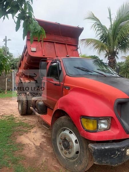 Caminhão Basculante Ford F 12.000 2000 - foto 1 de 14