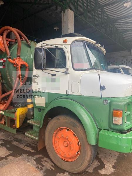 Limpa Fossa Mercedes Benz L1516 6x2 1985 - foto 1 de 17