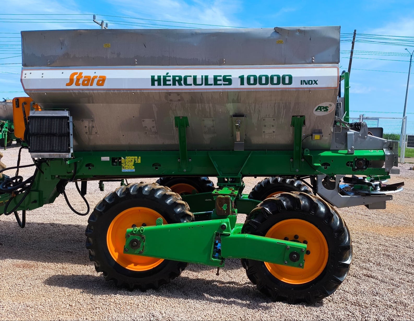 Distribuidores Stara HERCULES 10.000 2019 - foto 1 de 6