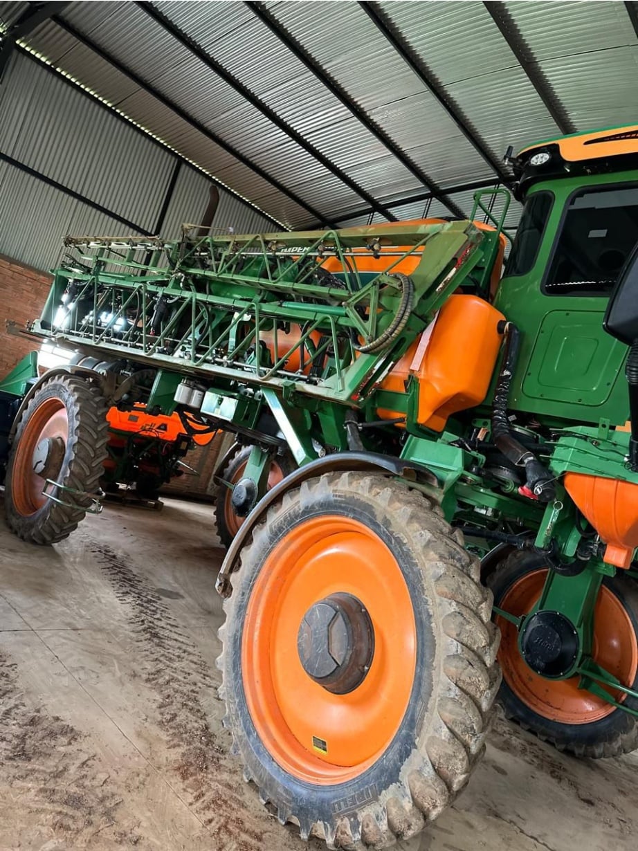 Pulverizador Autopropelido Stara IMPERADOR 3100 2018 - foto 1 de 13