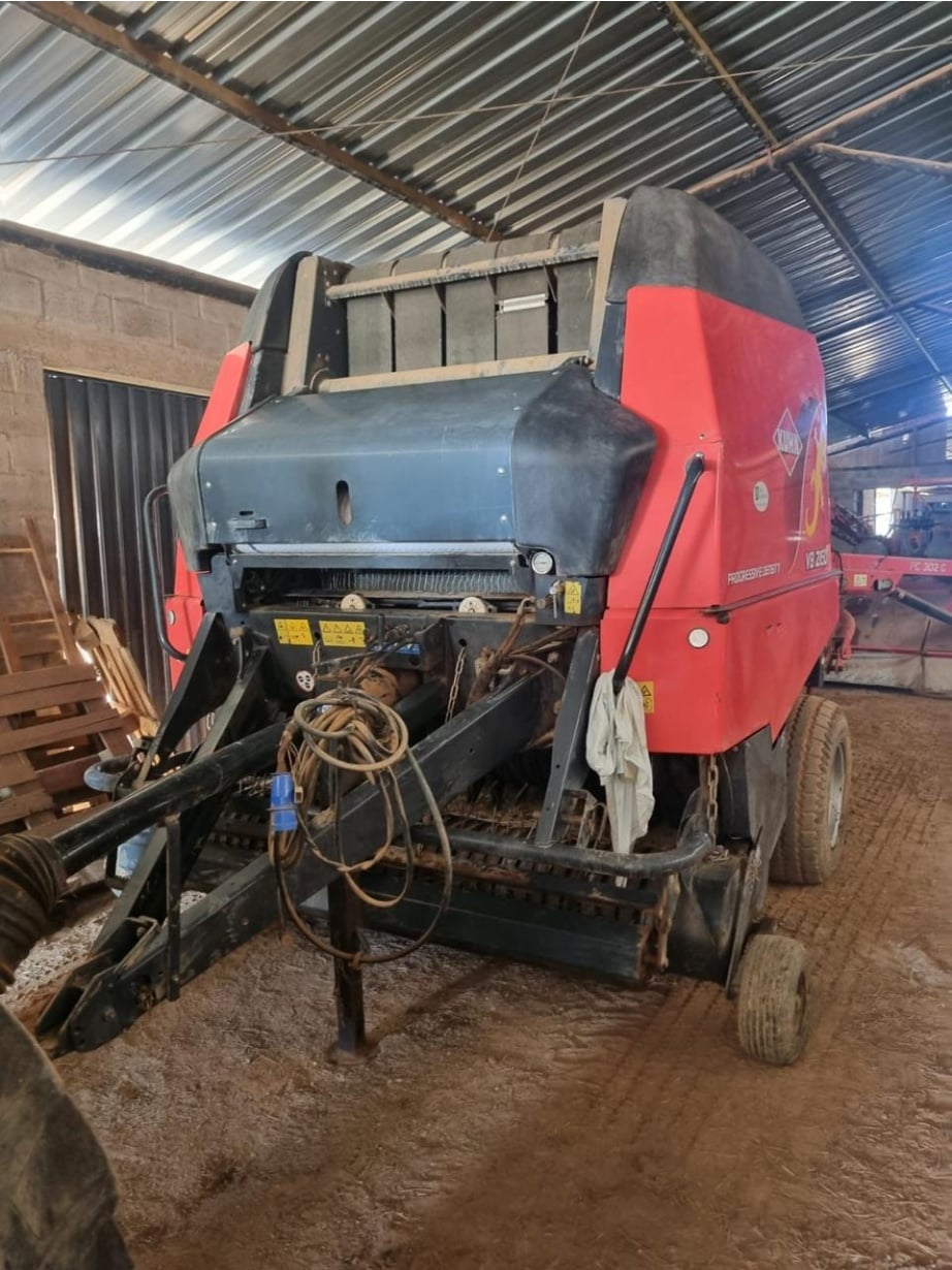 Pulverizador Kuhn MA 3040 2013 - foto 1 de 5