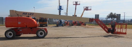 Plataforma elevatória JLG 860SJ 2007 - foto 1 de 6