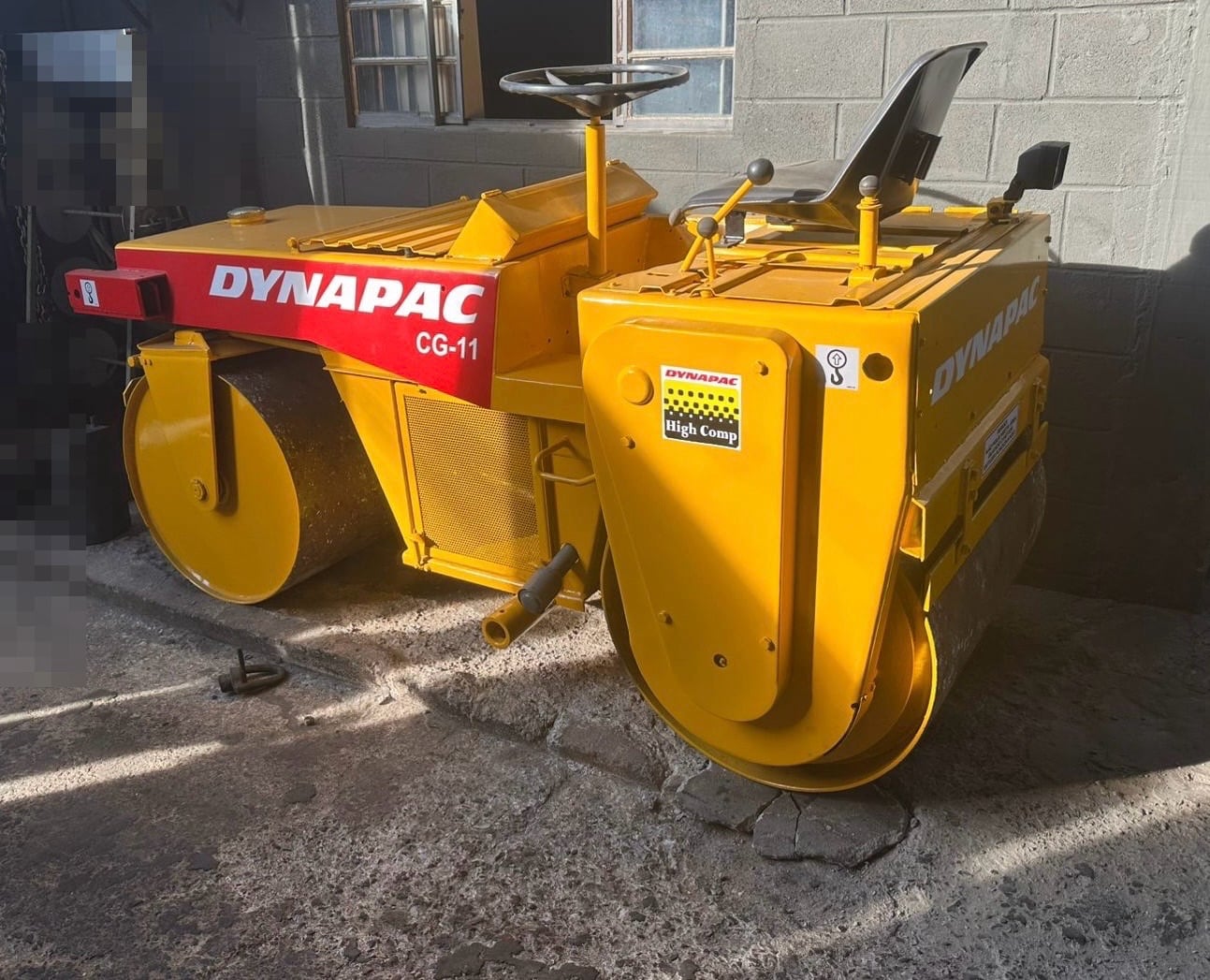 Rolo compactador Dynapac CG11 1990 - foto 1 de 2