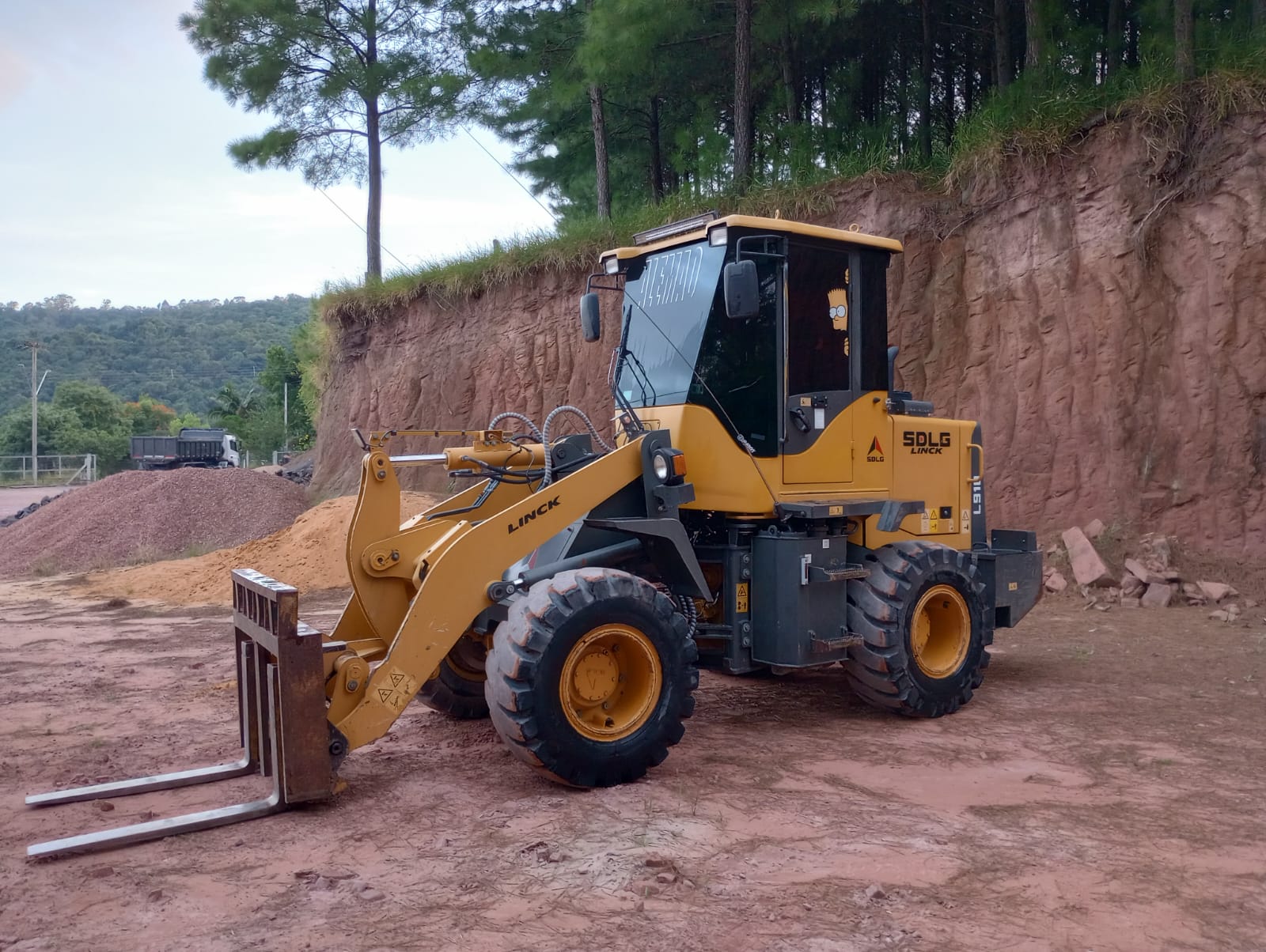 Pá Carregadeira SDLG L918 2018 - foto 1 de 11
