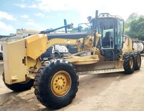 Motoniveladora Caterpillar 140M 2008 - foto 1 de 8