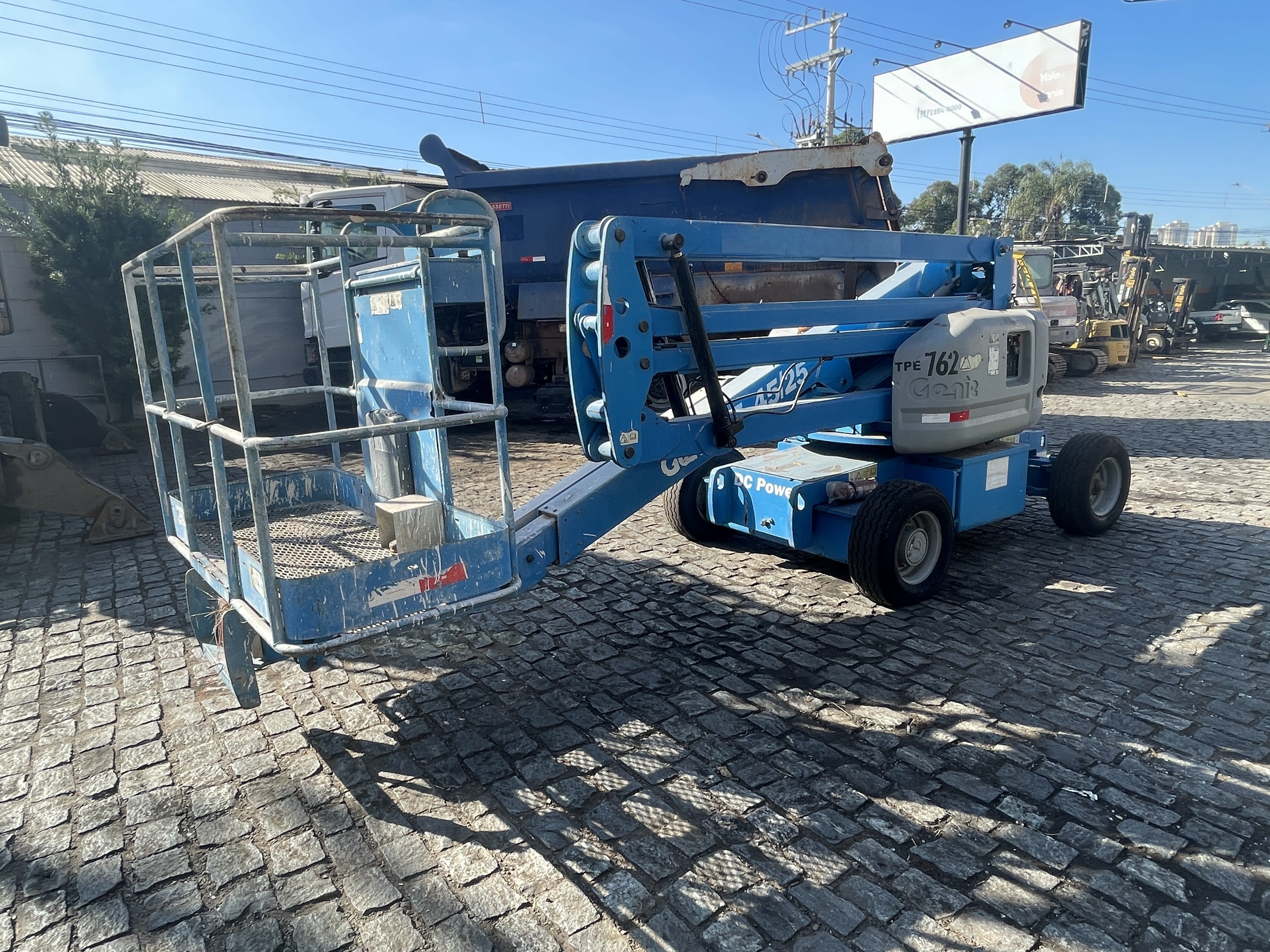 Plataforma elevatória Genie Z45/25 2009 - foto 1 de 10