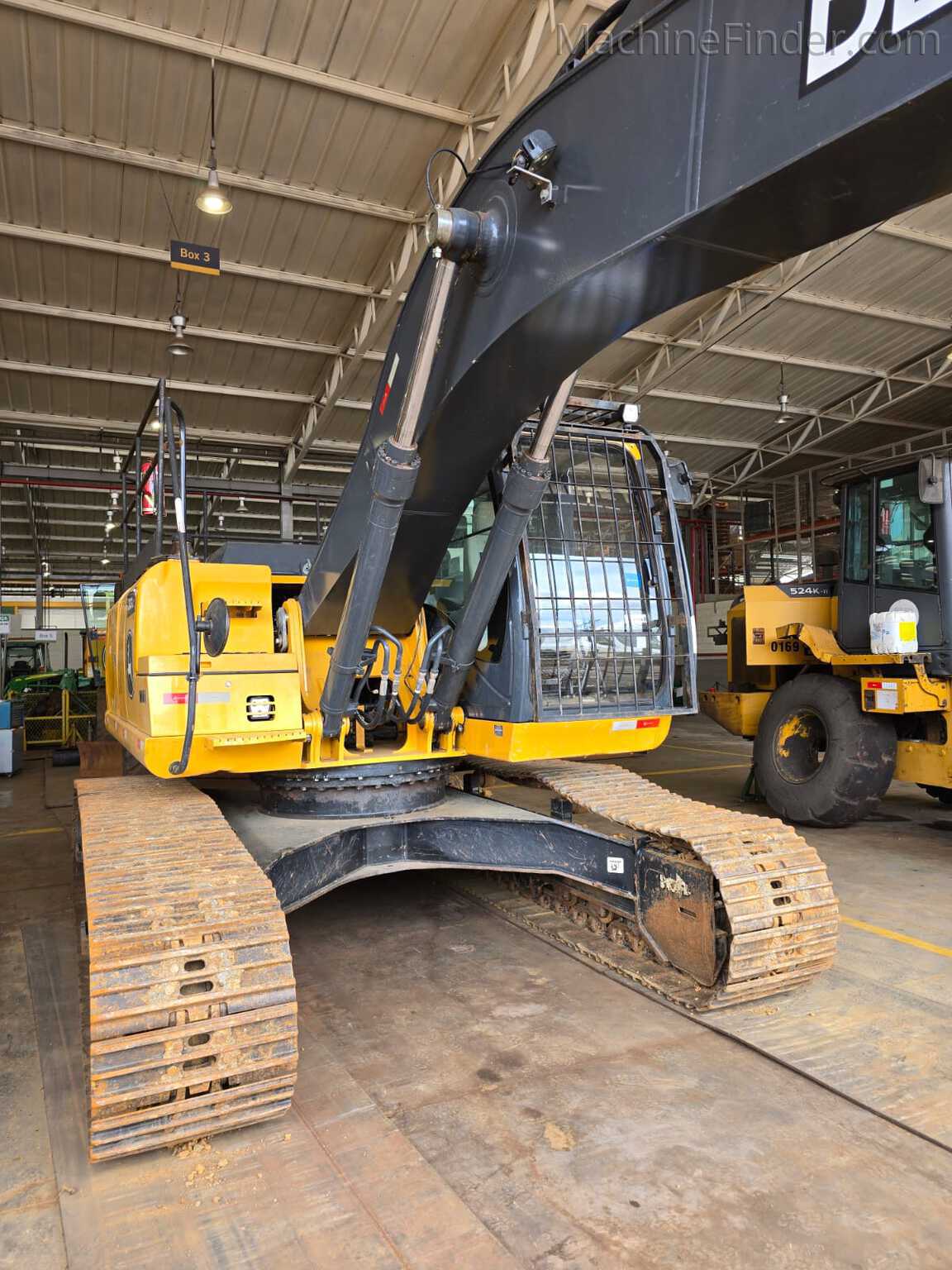 Escavadeira John Deere 210G 2022 - foto 1 de 9