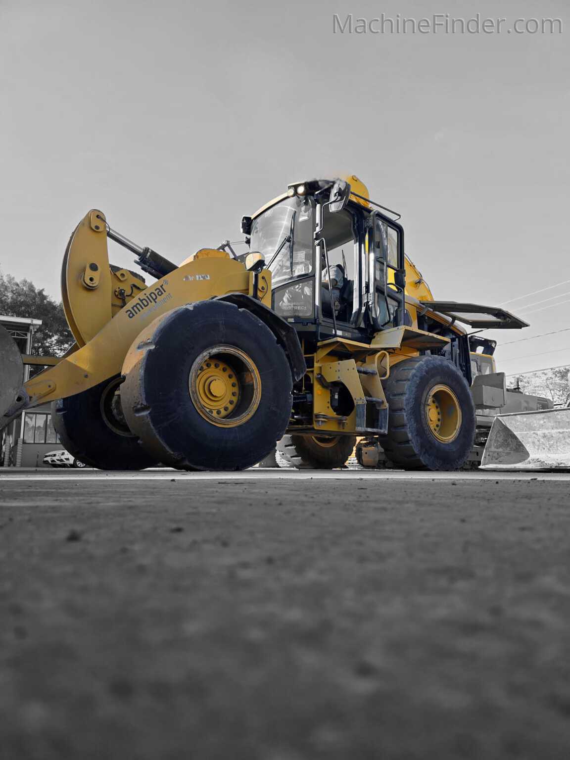 Pá Carregadeira Caterpillar 938 2022 - foto 1 de 8