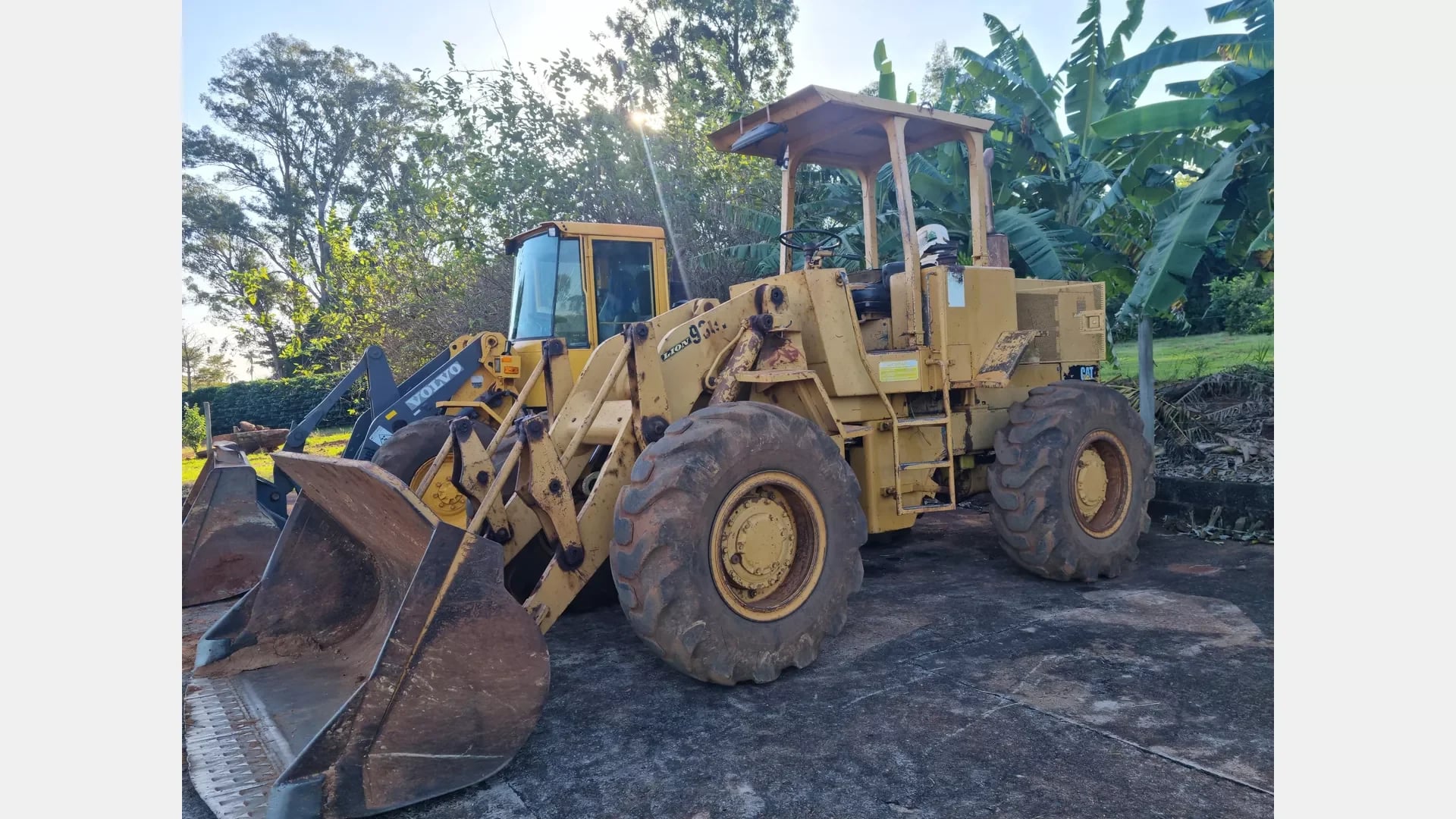 Pá Carregadeira Caterpillar 930T 1992 - foto 1 de 4