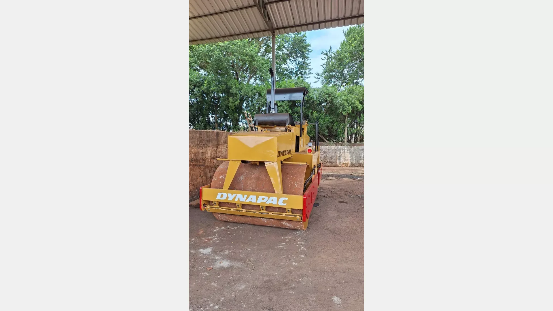 Rolo compactador Dynapac CC34 1984 - foto 1 de 3