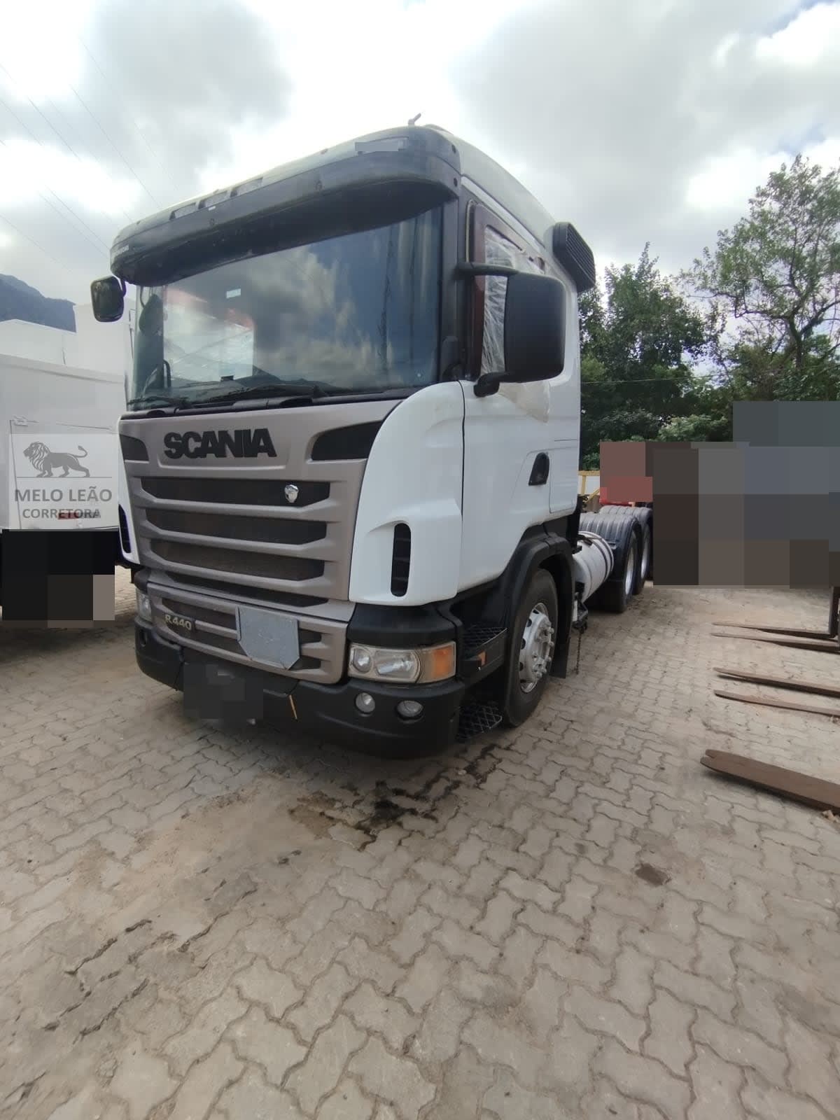 Caminhão Scania R440A 2013 - foto 1 de 3