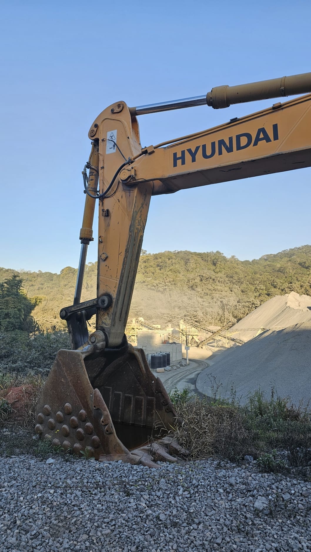 Escavadeira Hyundai R480LC-9S 2013 - foto 1 de 13