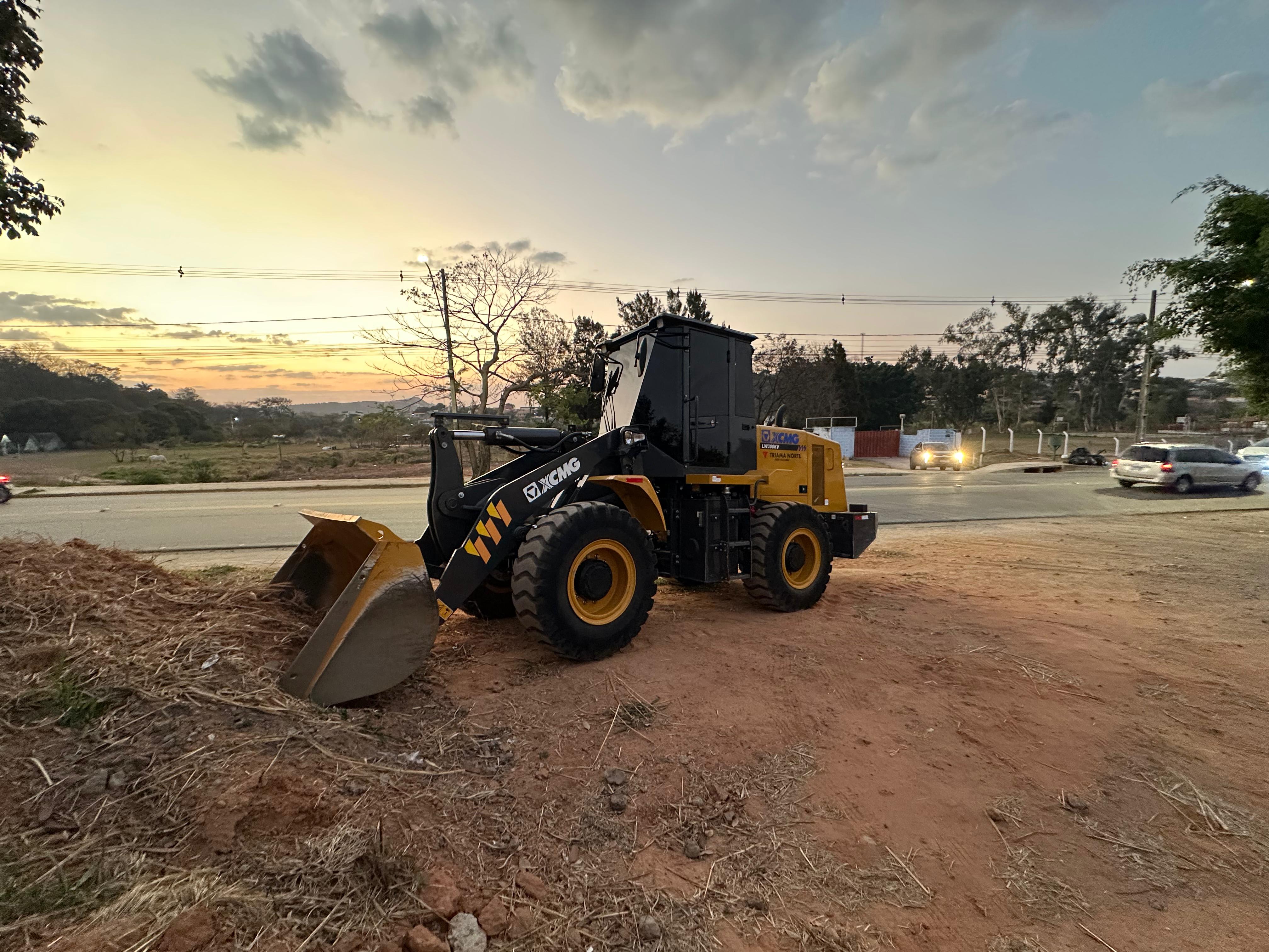 Pá Carregadeira XCMG LW300KV 2025 - foto 1 de 7
