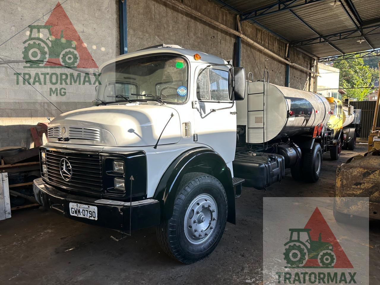 Caminhão Mercedes Benz LK1520 1990 - foto 1 de 7
