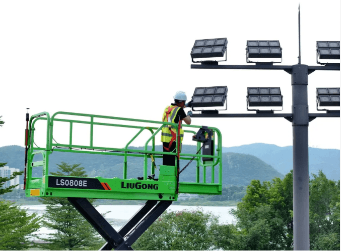 Plataforma elevatória Liugong LS0808LI 2024 - foto 1 de 2