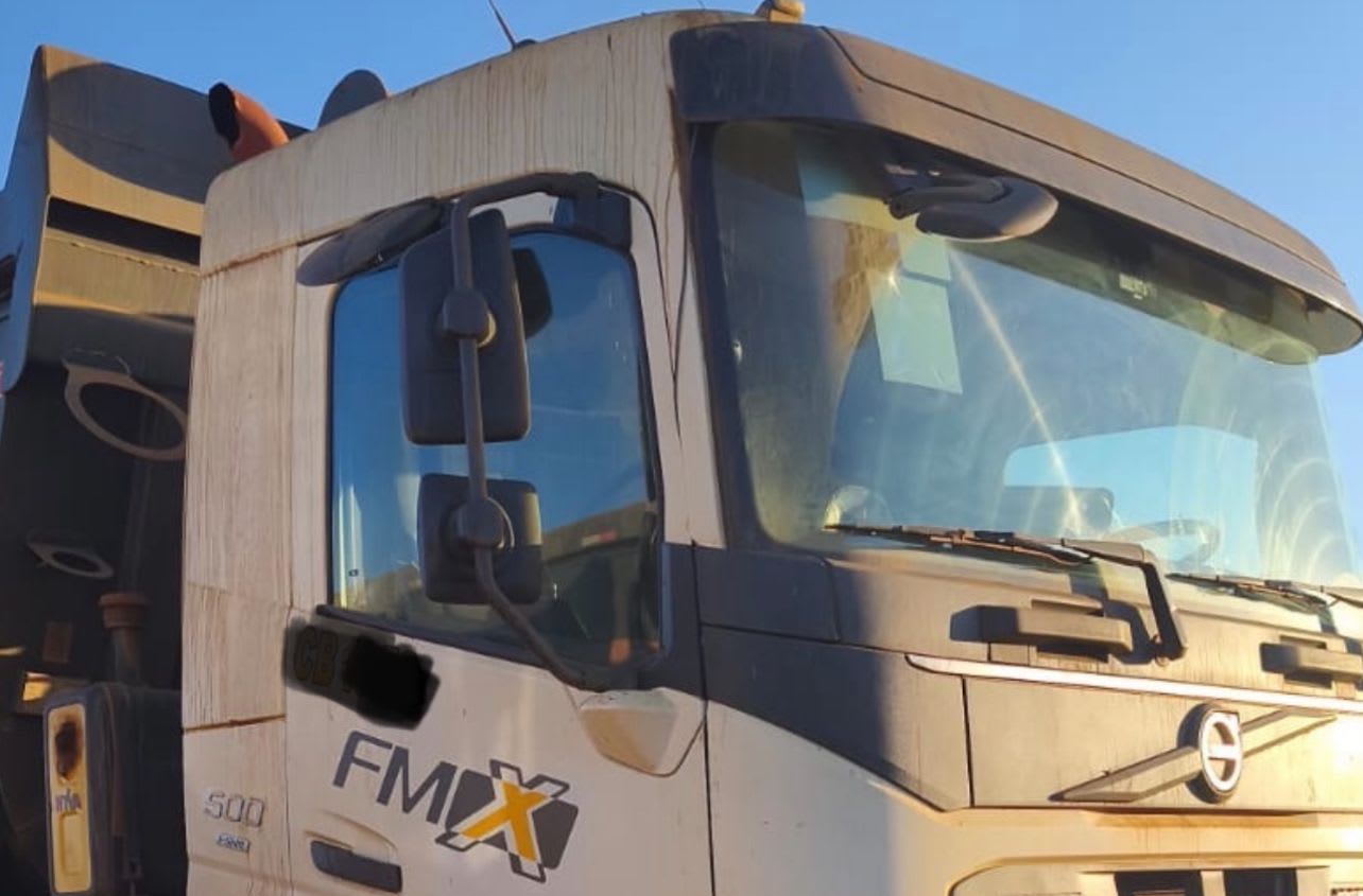 Caminhão Volvo FMX 500 2022 - foto 1 de 1