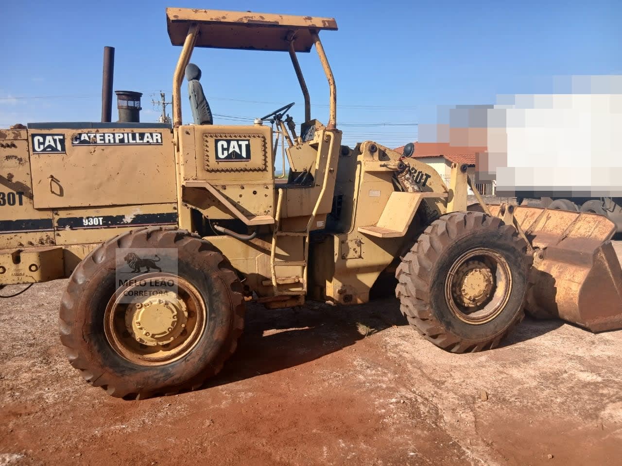 Pá Carregadeira Caterpillar 930T 1994 - foto 1 de 5