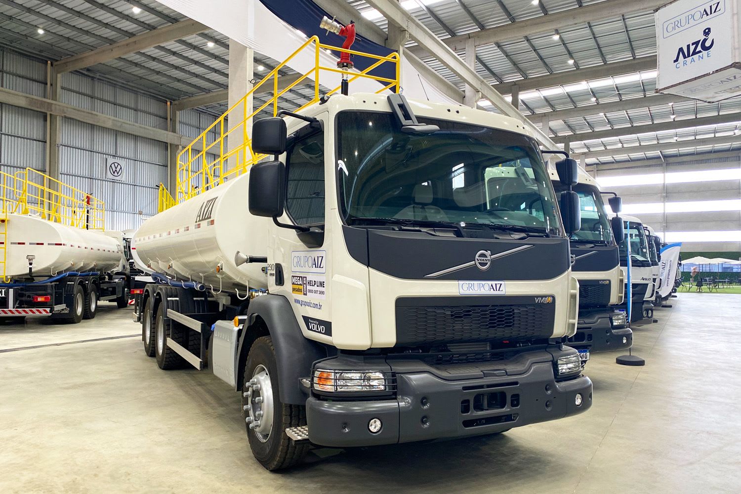Caminhão Volvo VMX 290 6x4 2024 - foto 1 de 12