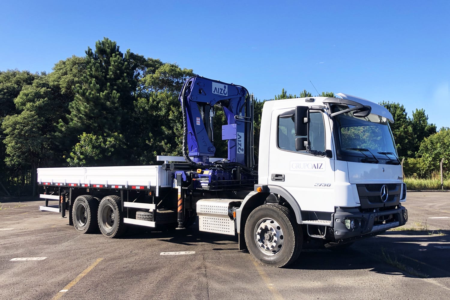 Caminhão Mercedes Benz Atego 2730 6x4 2024 - foto 1 de 17
