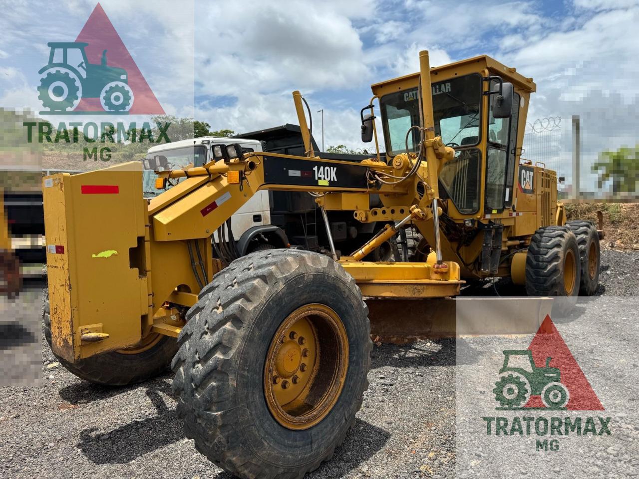 Motoniveladora Caterpillar 140K 2014 - foto 1 de 2