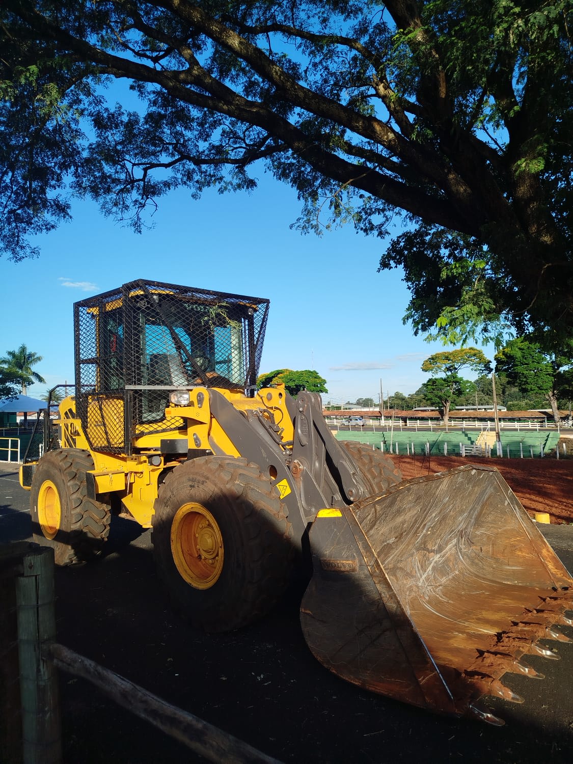 Pá Carregadeira Volvo L60F 2024 - foto 1 de 9