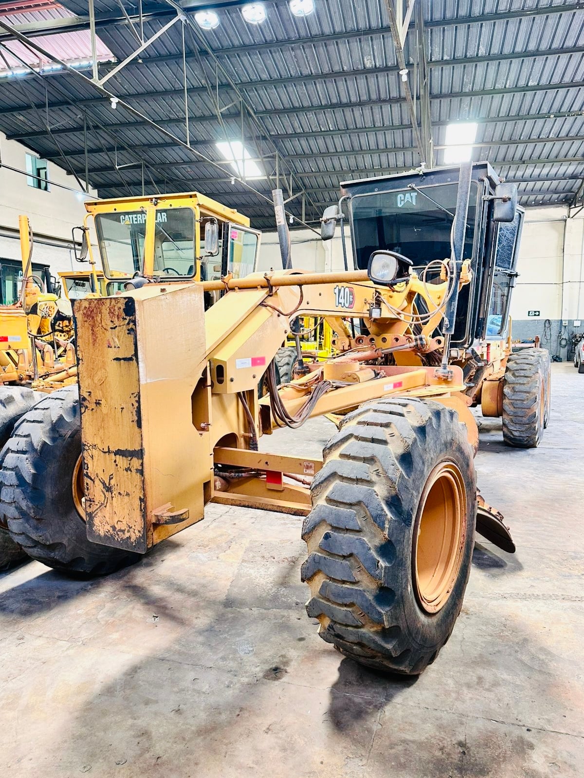 Motoniveladora Caterpillar 140GC 2023 - foto 1 de 7
