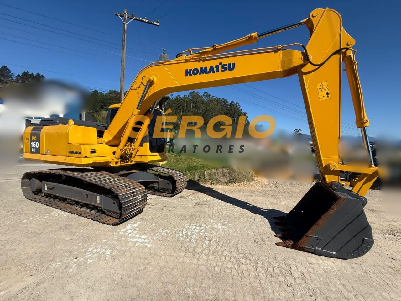 Escavadeira Komatsu PC160 2012 - foto 1 de 7