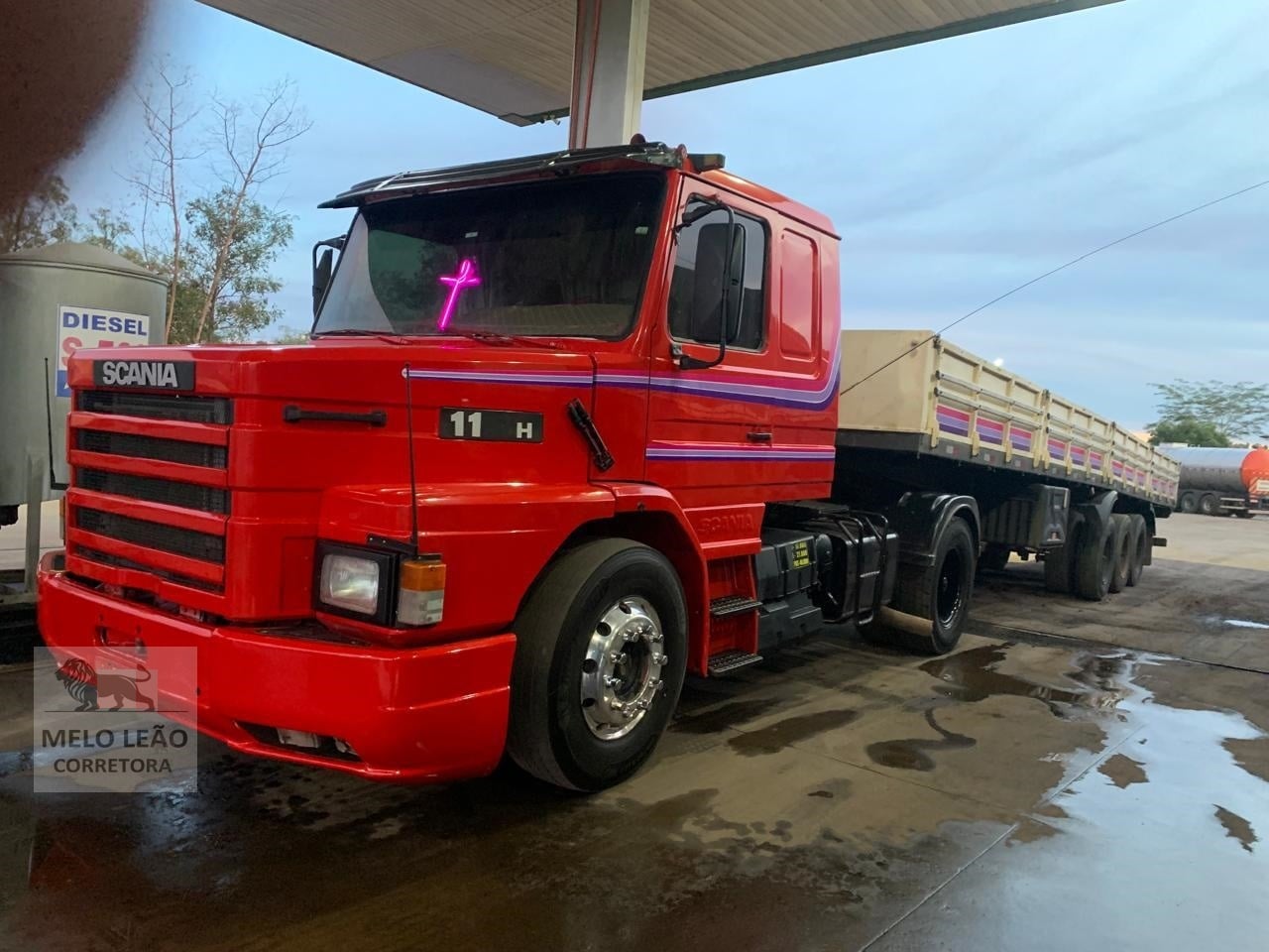 Caminhão Scania T-113H 1992 - foto 1 de 8