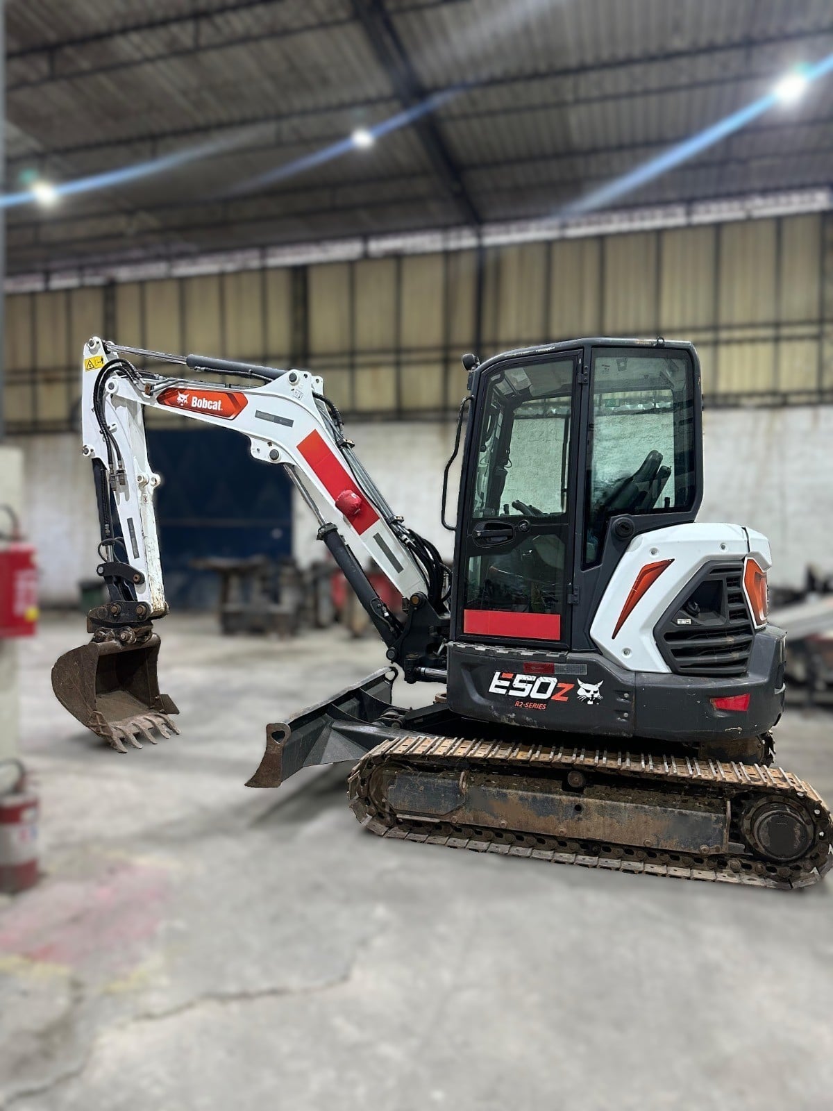 Mini Escavadeira Bobcat E50 2021 - foto 1 de 4