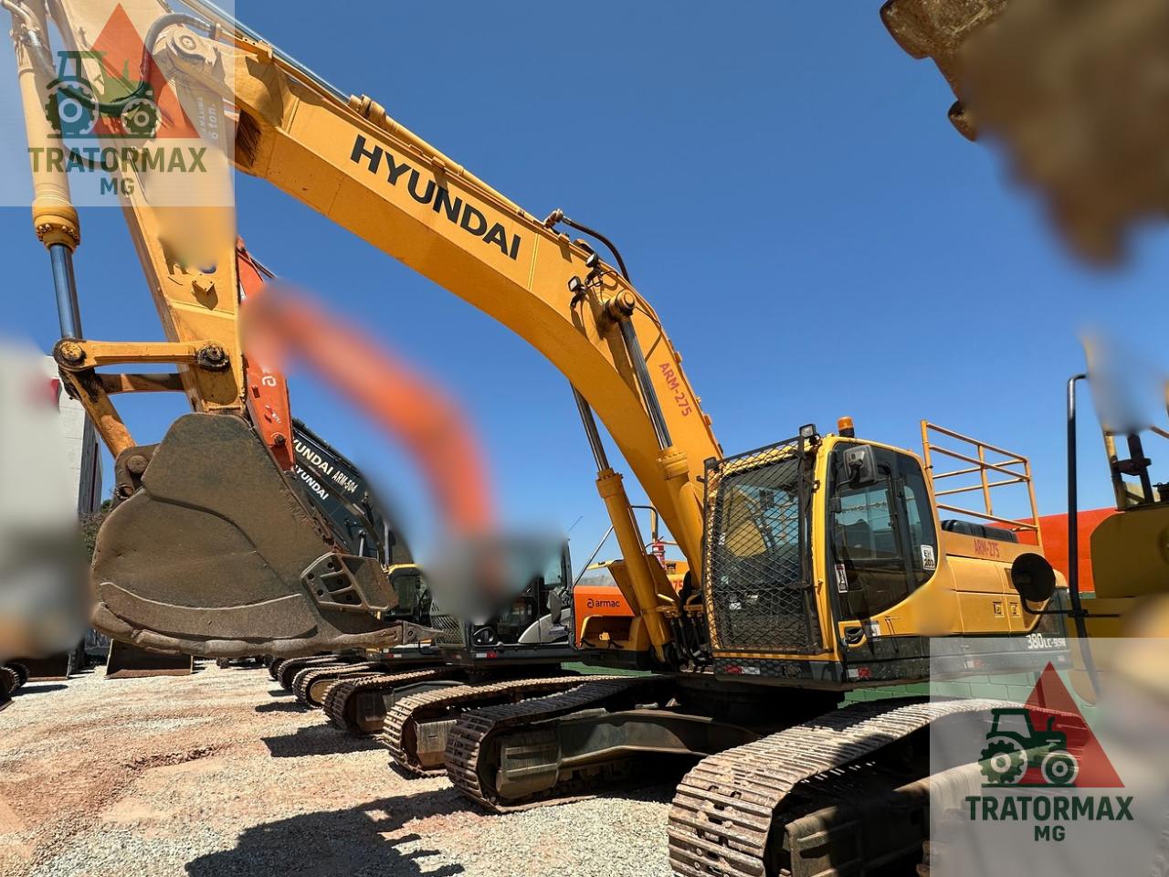Escavadeira Hyundai R380 2013 - foto 1 de 10