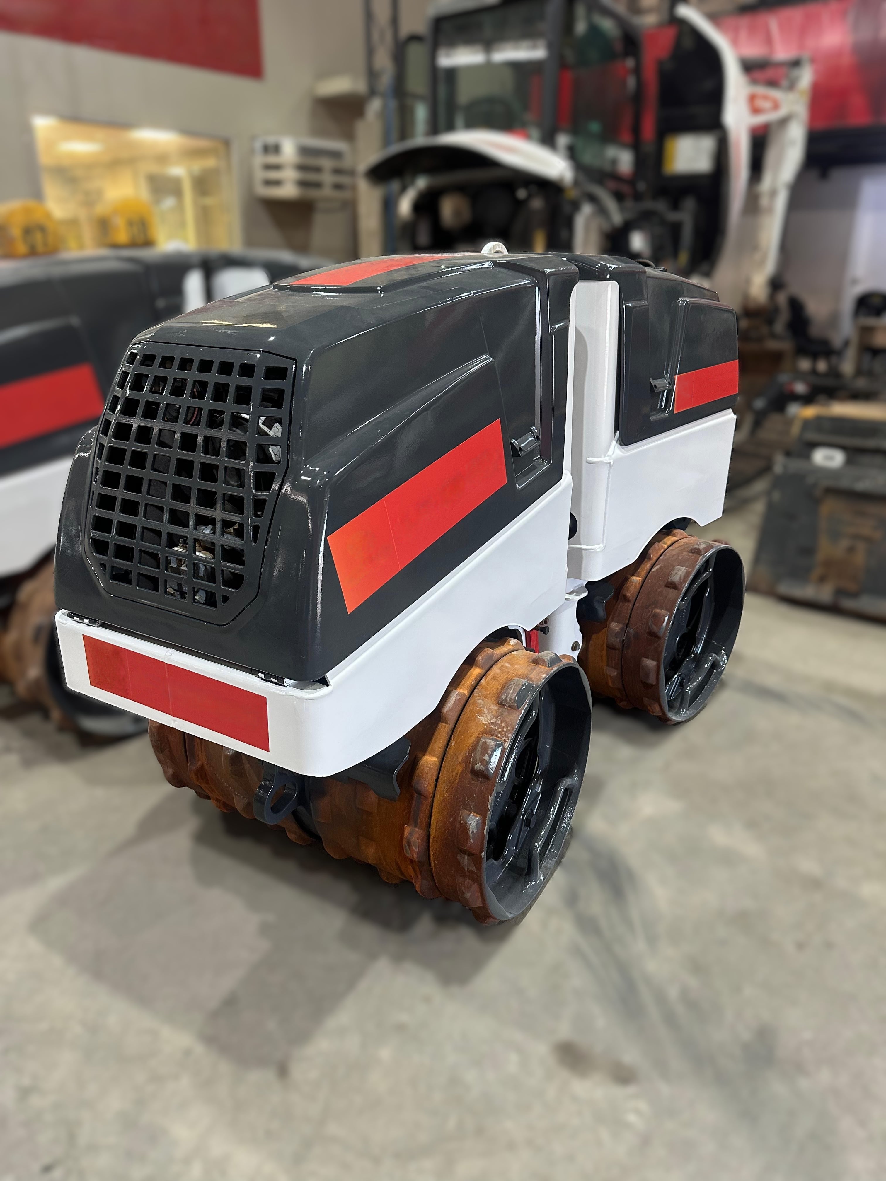 Mini Rolo Compactador Dynapac D.One 2021 - foto 1 de 6
