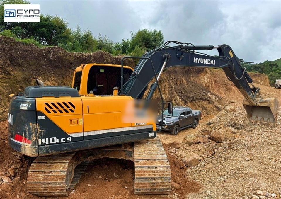 Escavadeira Hyundai R140LC-9 2020 - foto 1 de 8