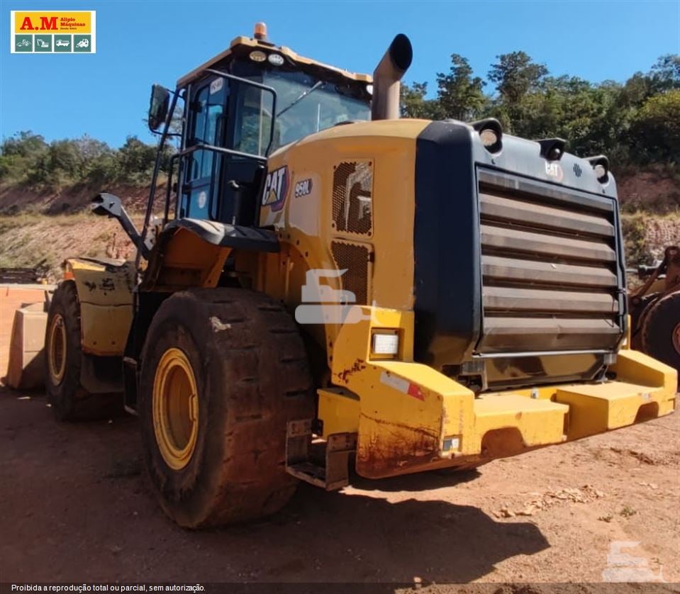 Pá Carregadeira Caterpillar 950L 2020 - foto 1 de 5