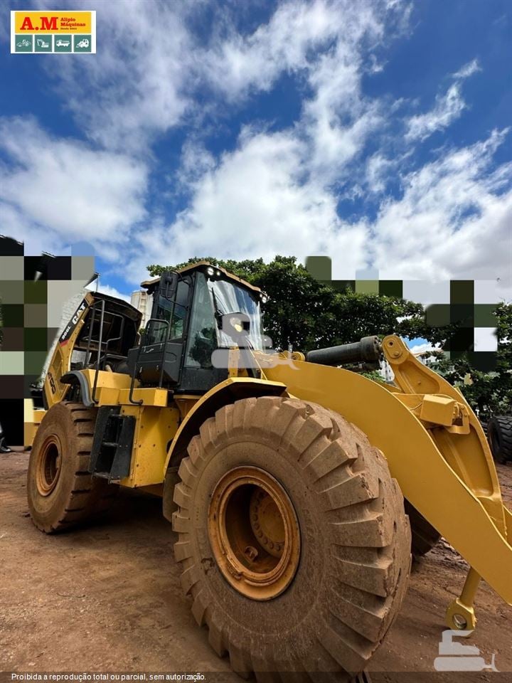 Pá Carregadeira Caterpillar  966L 2018 - foto 1 de 8