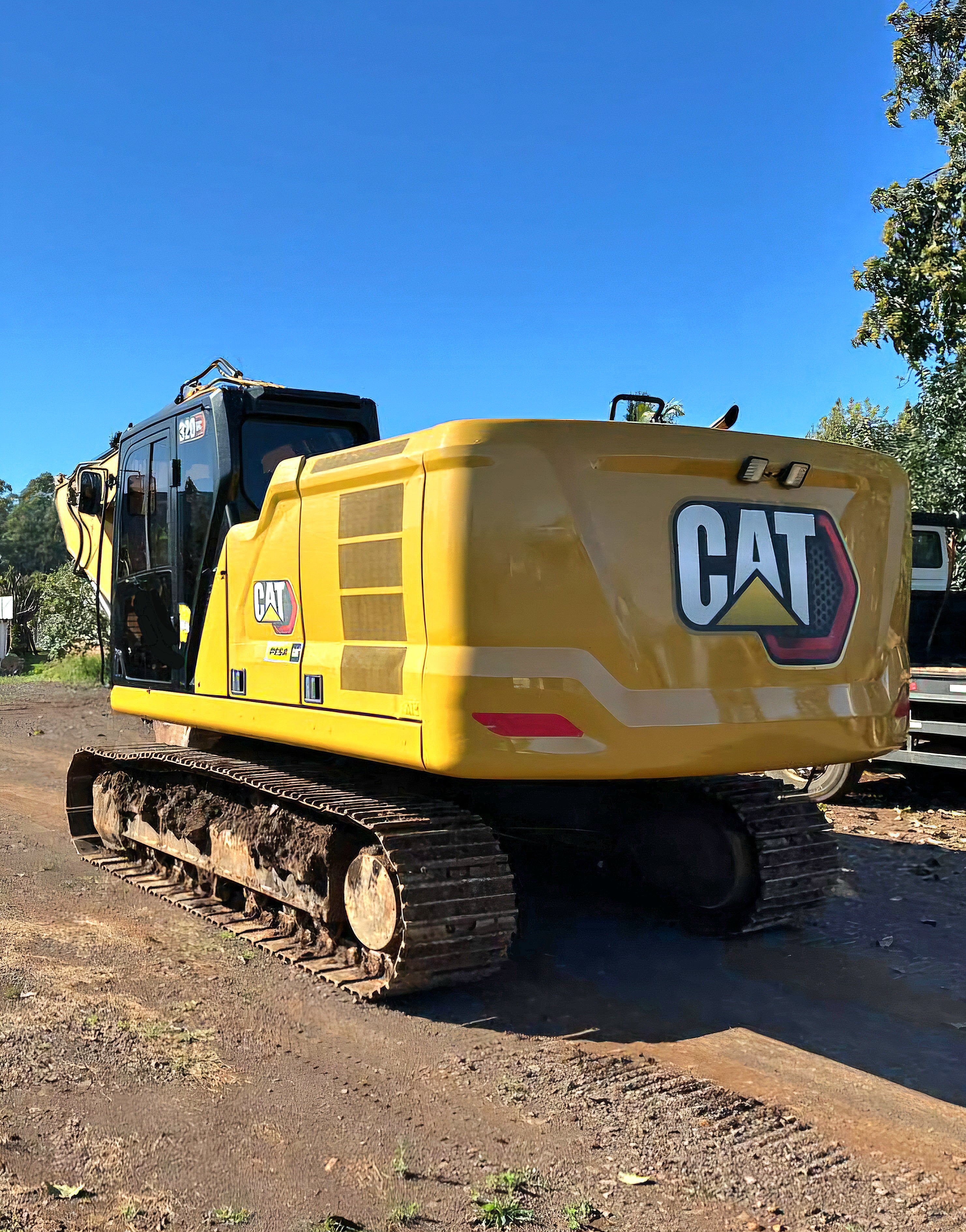 Escavadeira Caterpillar 320GC 2021 - foto 1 de 6