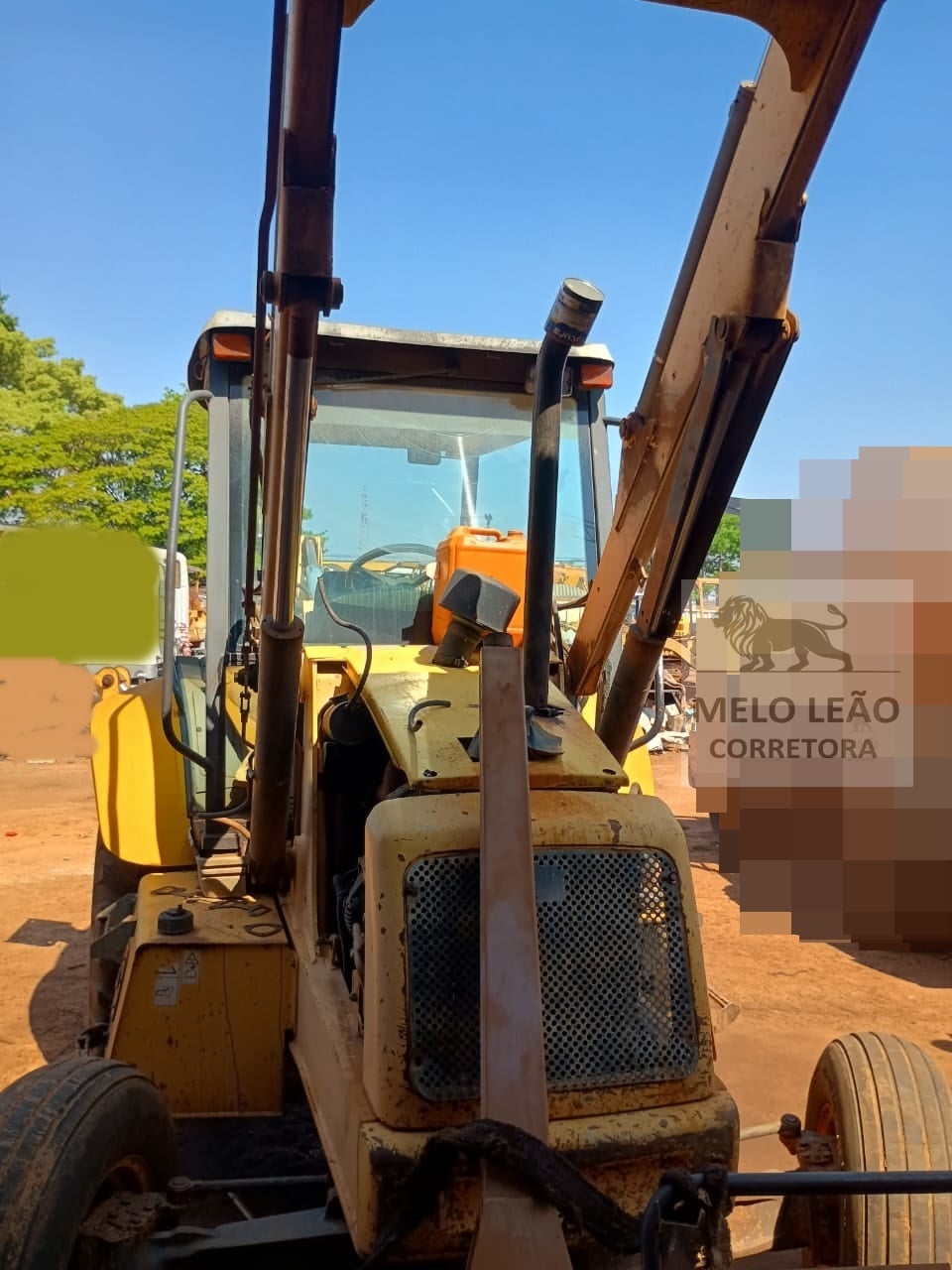 Retroescavadeira New Holland  LB90 2007 - foto 1 de 13
