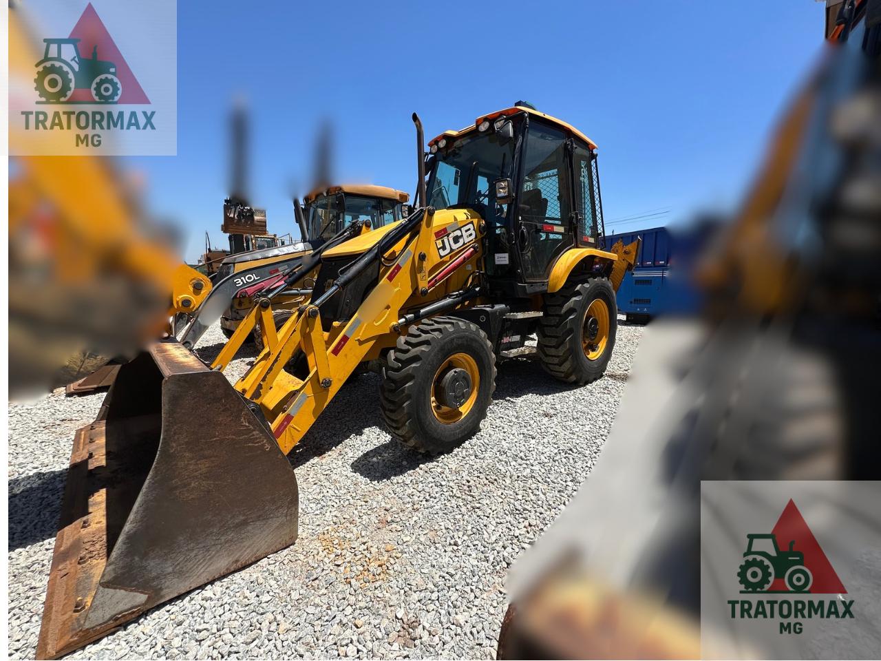 Retroescavadeira JCB 3CX 4X4 2021 - foto 1 de 8
