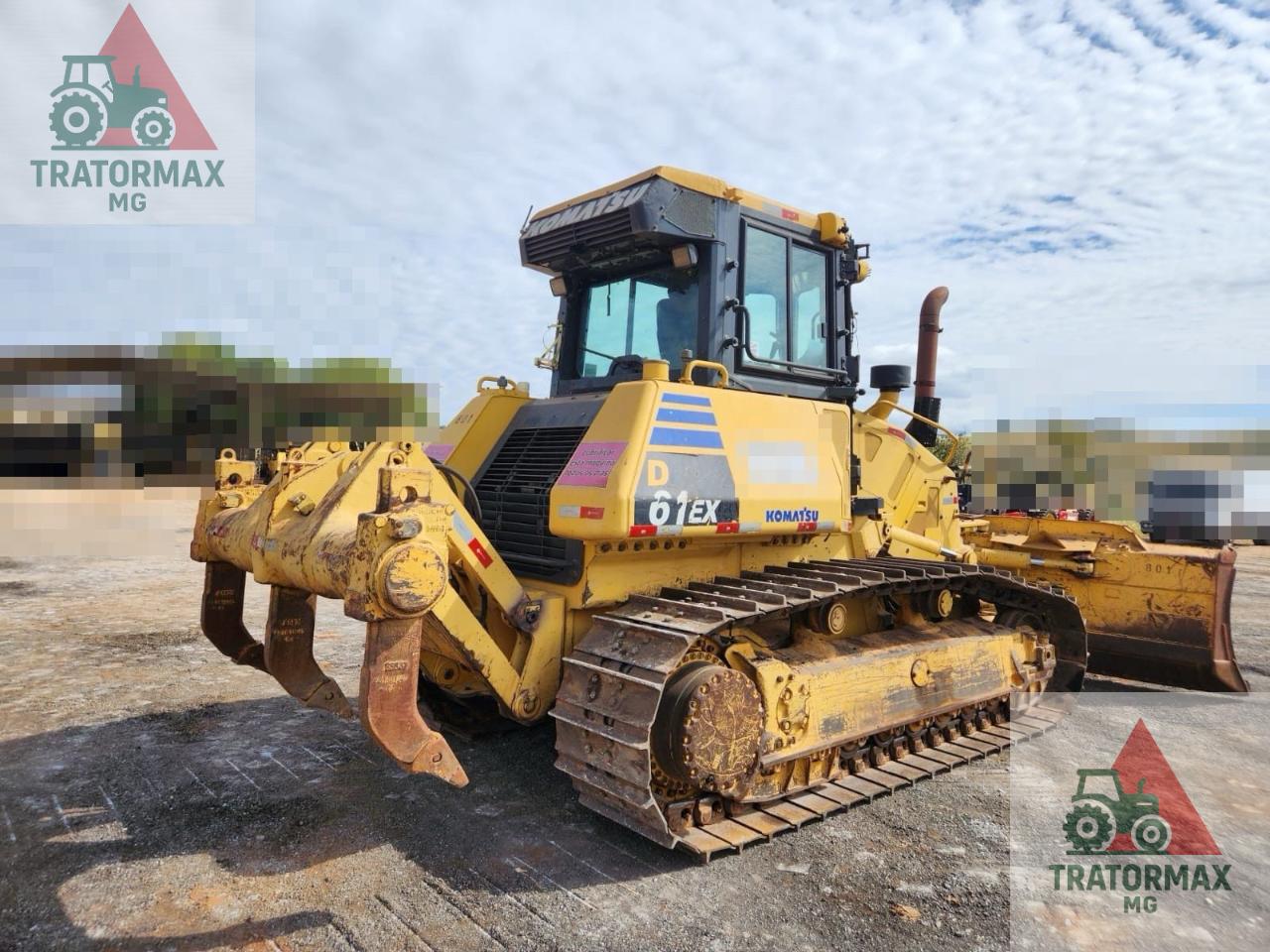 Trator de esteira Komatsu D61-EX 2017 - foto 1 de 5