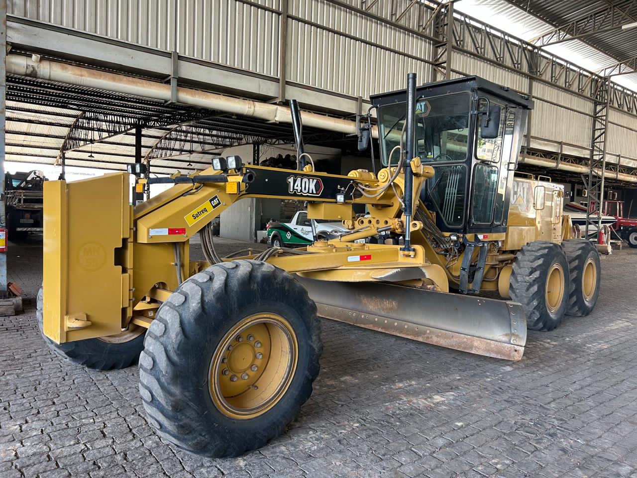 Motoniveladora Caterpillar 140K 2023 - foto 1 de 5