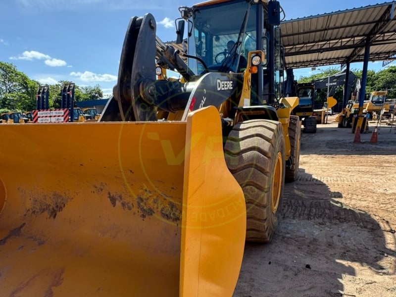 Pá Carregadeira John Deere 524K II 2022 - foto 1 de 8