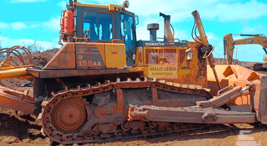 Trator de esteira Komatsu D155 AX 2021 - foto 1 de 6