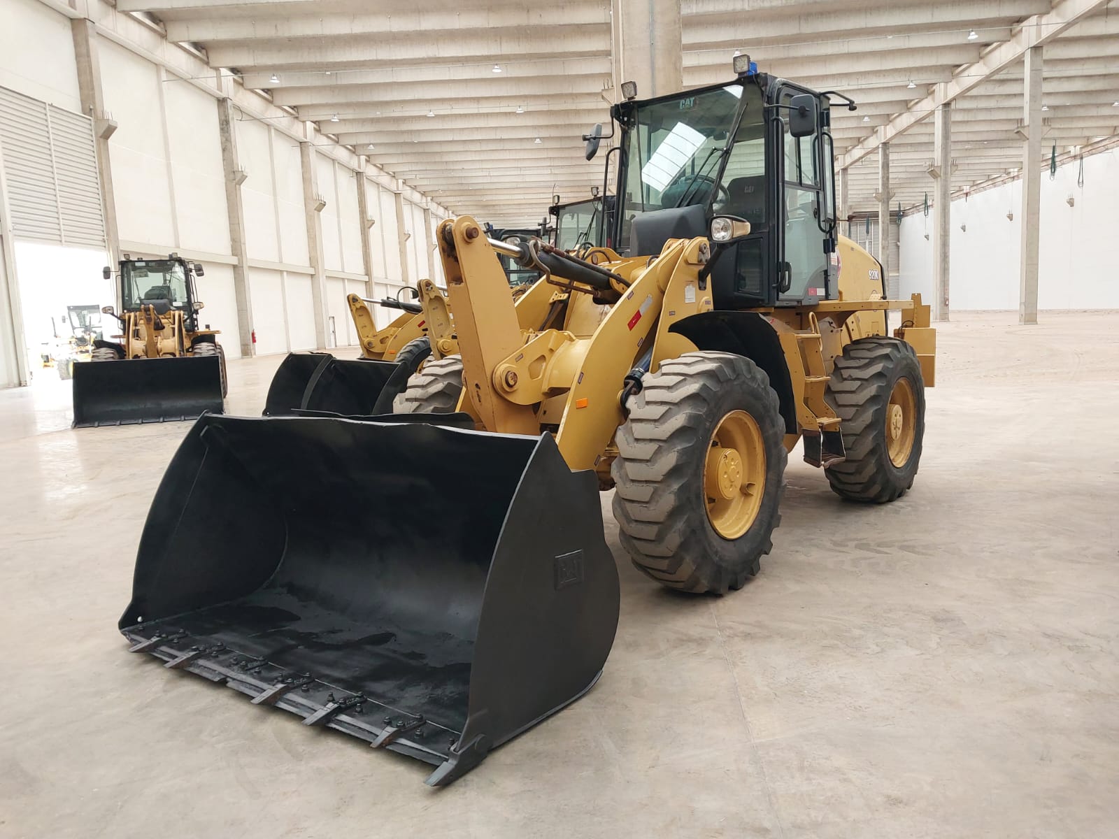 Pá Carregadeira Caterpillar 920K 2020 - foto 1 de 8