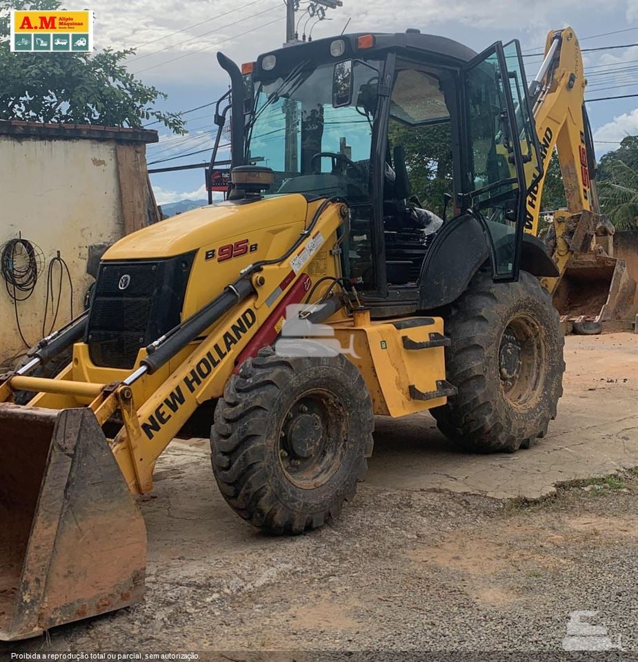Retroescavadeira New Holland B95B 2021 - foto 1 de 1